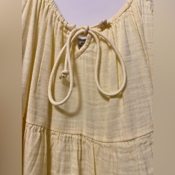 Old Navy Blouse - Picture 2 of 4